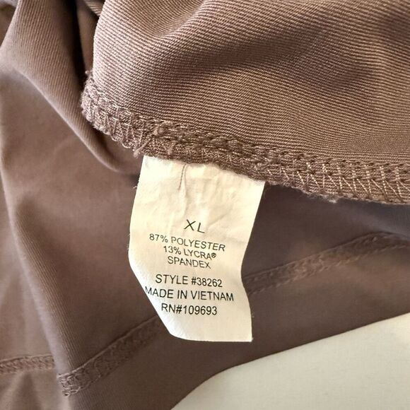 Athleta Mushroom Half Zip Long Sleeve Top Size XL Athletic, Gym, Hiking, Layers - Picture 8 of 13